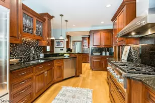 174 Highland Ave, Montclair, NJ 07042 - Photo 19