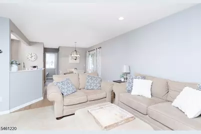 102 Connelly Ave, Mount Olive, NJ 07828 - Photo 9