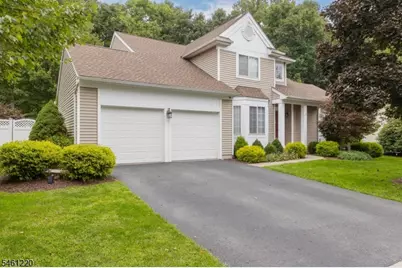 102 Connelly Ave, Mount Olive, NJ 07828 - Photo 3
