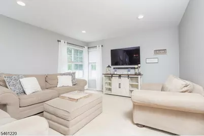 102 Connelly Ave, Mount Olive, NJ 07828 - Photo 7