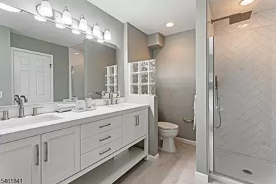 25 Knutsen Dr, West Orange Township, NJ 07052 - Photo 17