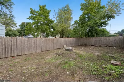 66 Oak Ave, Irvington, NJ 07111 - Photo 25