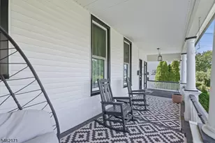 35 Rossmore Pl, Belleville, NJ 07109 - Photo 3