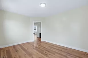 35 Rossmore Pl, Belleville, NJ 07109 - Photo 17