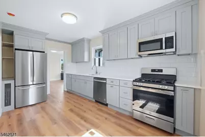 35 Rossmore Pl #2, Belleville, NJ 07109 - Photo 11