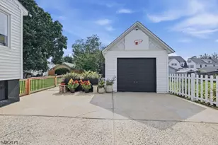 35 Rossmore Pl, Belleville, NJ 07109 - Photo 23