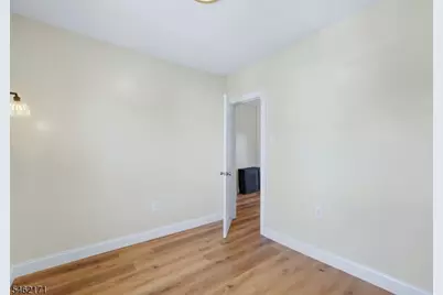 35 Rossmore Pl #2, Belleville, NJ 07109 - Photo 19