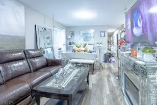 242 Graham Ave, Paterson, NJ 07501 - Photo 37