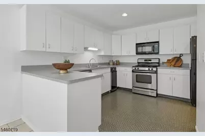 161 Marion Dr, West Orange Township, NJ 07052 - Photo 11