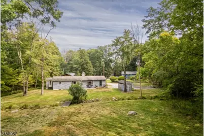 11 Doris Dr, Frankford Township, NJ 07860 - Photo 33