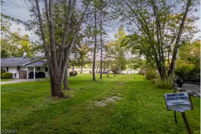 11 Doris Dr, Frankford Township, NJ 07860 - Photo 5