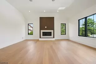 2 Heather Ln, Scotch Plains Township, NJ 07076 - Photo 5