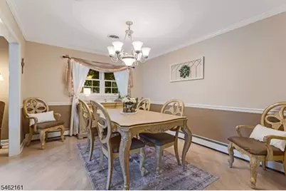 27 Strickland Ave, Little Falls Township, NJ 07424 - Photo 5