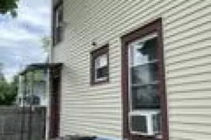 42 Lincoln Pl, North Plainfield, NJ 07060 - Photo 1