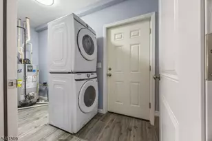 1034 William St, Elizabeth, NJ 07201 - Photo 15
