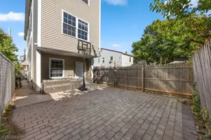 1034 William St, Elizabeth, NJ 07201 - Photo 17