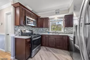 1034 William St, Elizabeth, NJ 07201 - Photo 3