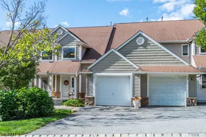 52 Bourne Circle, Hardyston Township, NJ 07419 - Photo 3