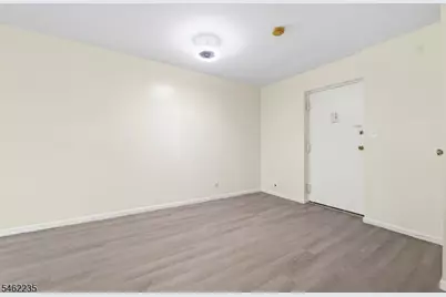 300 Lookout Ave, Hackensack, NJ 07601 - Photo 7