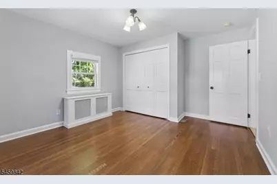 166 Crescent Ave, Waldwick, NJ 07463 - Photo 17