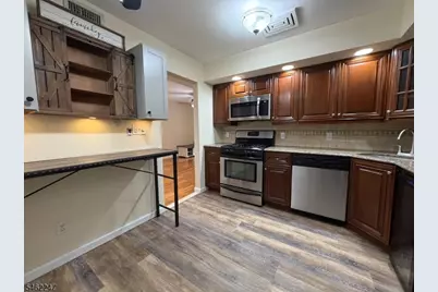727 Joralemon St #5, Belleville, NJ 07109 - Photo 5