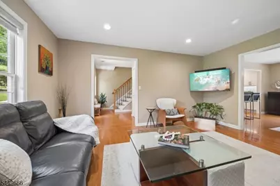 52 Henry Ct, Mount Arlington, NJ 07856 - Photo 5