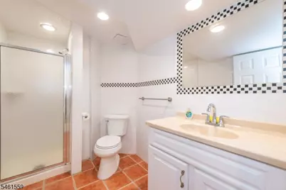 16 Llewellyn Rd #1, Montclair, NJ 07042 - Photo 19