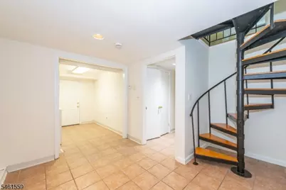16 Llewellyn Rd #1, Montclair, NJ 07042 - Photo 15