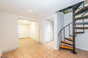 16 Llewellyn Rd, Montclair, NJ 07042 - Photo 15