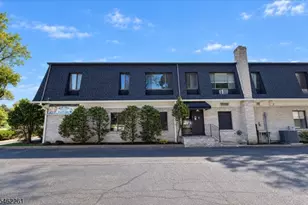 727 Joralemon St, Belleville, NJ 07109 - Photo 1