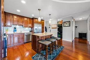 555 North Ave, Fort Lee, NJ 07024 - Photo 1