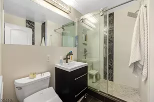 555 North Ave, Fort Lee, NJ 07024 - Photo 7