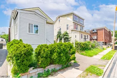 59 Augusta St, Irvington, NJ 07111 - Photo 3