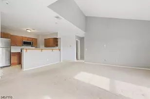 1301 Schindler Ln, Wayne Twp., NJ 07470 - Photo 7