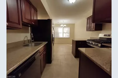 1807 Green Hollow Dr, Woodbridge Township, NJ 08830 - Photo 3