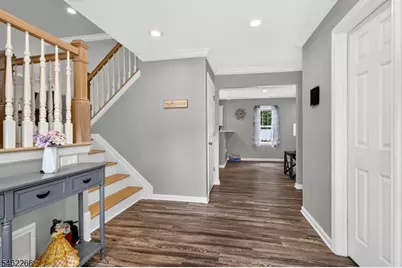 2 Braemar Cir, Cranford Township, NJ 07016 - Photo 3