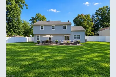 2 Braemar Cir, Cranford Township, NJ 07016 - Photo 27