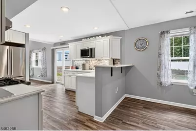 2 Braemar Cir, Cranford Township, NJ 07016 - Photo 15
