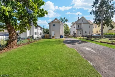 330 Evona Ave, Plainfield, NJ 07063 - Photo 13