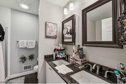 28 Castle Drive, Berkeley Heights Township, NJ 07922 - Photo 5