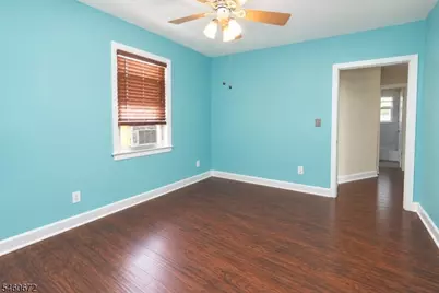 82 Perry St, Belleville, NJ 07109 - Photo 3