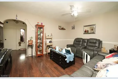 82 Perry St, Belleville, NJ 07109 - Photo 9