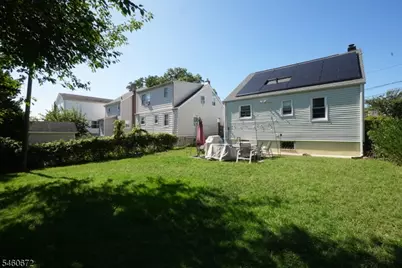 82 Perry St, Belleville, NJ 07109 - Photo 25