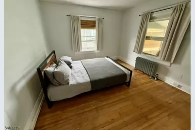 17 Oxford St, Montclair, NJ 07042 - Photo 13