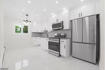 813 20th St, Union City, NJ 07087 - Photo 17