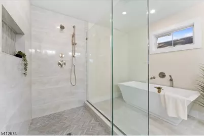 105 Wyoming St, Westfield, NJ 07090 - Photo 9