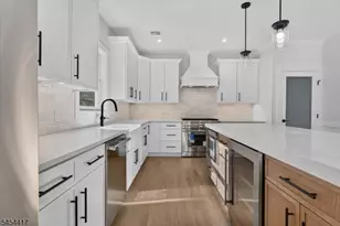 105 Wyoming St, Westfield, NJ 07090 - Photo 23