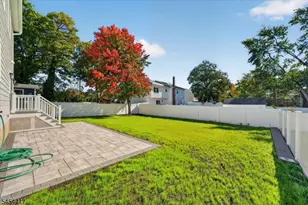 105 Wyoming St, Westfield, NJ 07090 - Photo 3