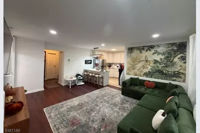 203 N Beverwyck Rd #5, Parsippany, NJ 07034 - Photo 1