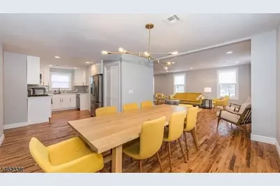 27 Center St, Chatham, NJ 07928 - Photo 11